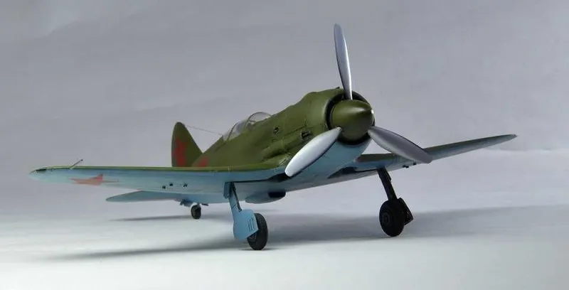 Сборная модель самолета Пе-2 (1/72 Звезда) — фото 4