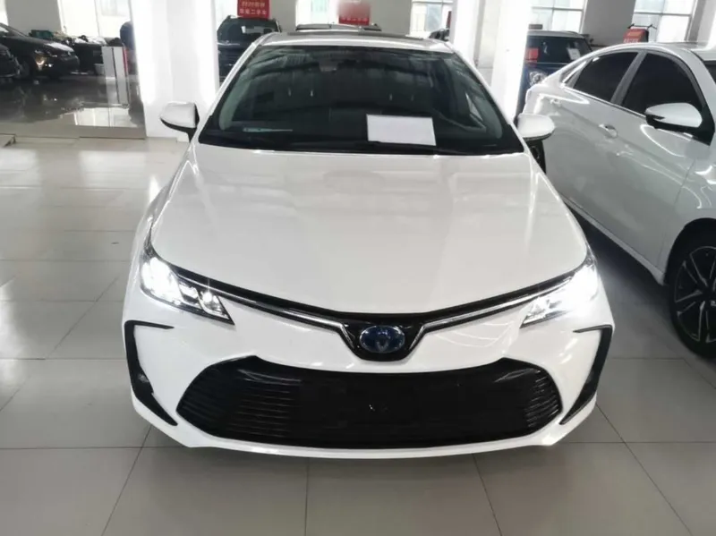 Toyota Corolla Dual-Motor 1.8L E-CVT Elite Edition 2 Toyota Corolla Dual-Motor 1.8L E-CVT Elite Edition 2