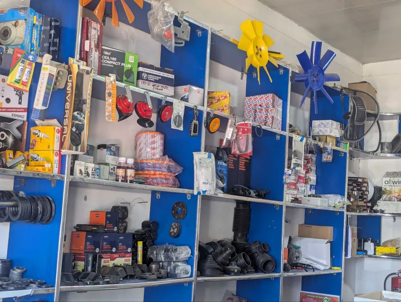 Продайется магазин 16.2 кв.м Бекабад. Сотилади докон 16.2 кв.м 4 Продайется магазин 16.2 кв.м Бекабад. Сотилади докон 16.2 кв.м 4