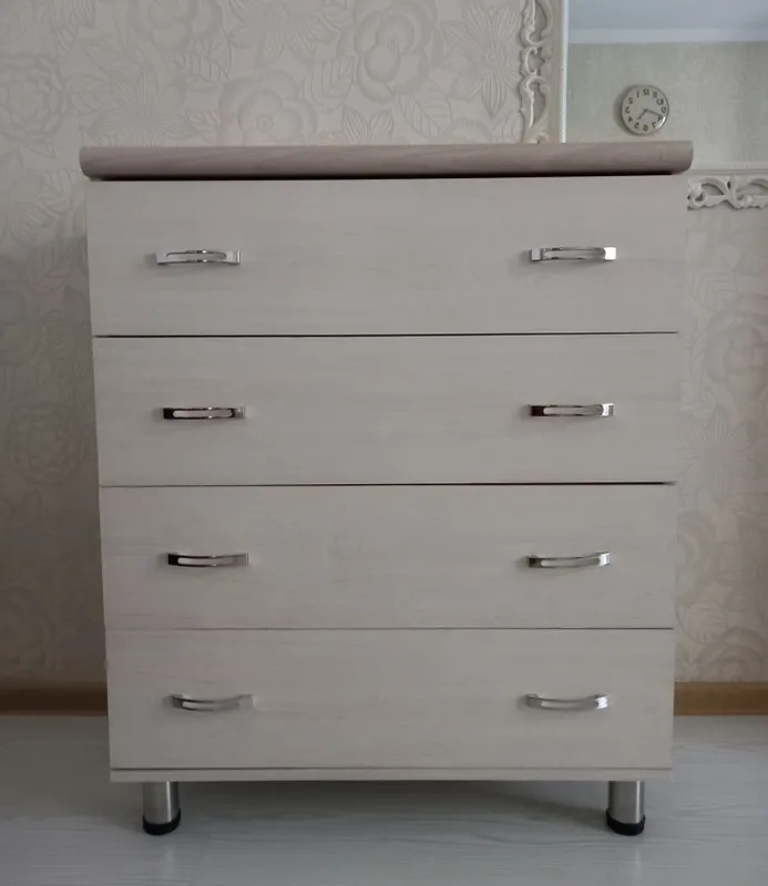 Комод из 4 полок 1