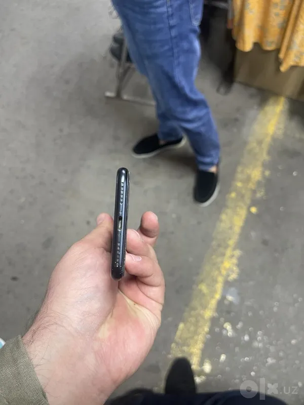 iPhone SE 2022, 64 ГБ 4 iPhone SE 2022, 64 ГБ 4