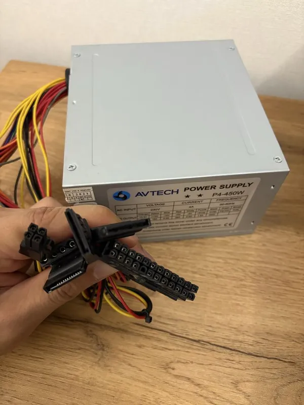 Продается AV-tech 450Ват блок питание 2