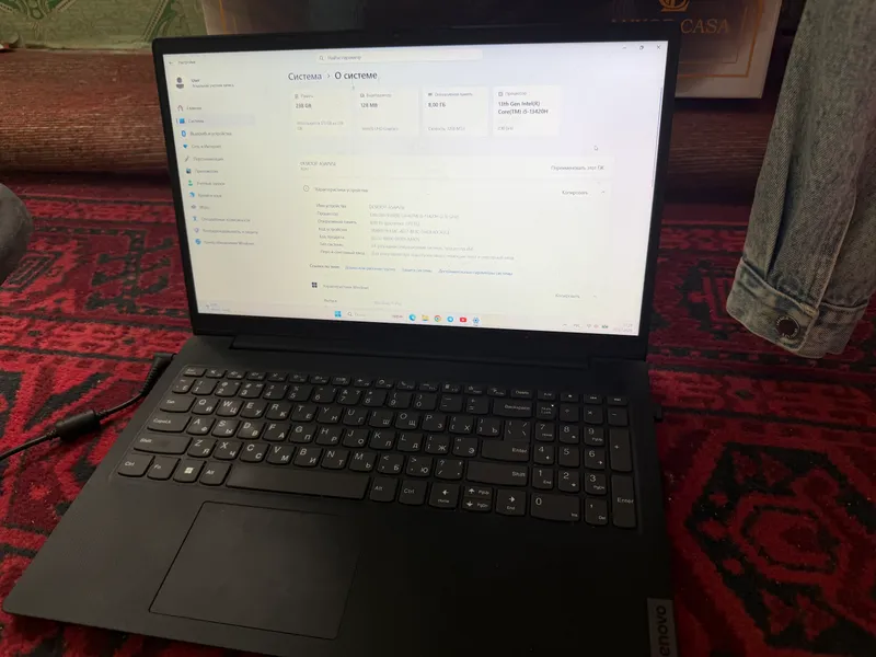 Lenovo v15 noutbuki, i5 3