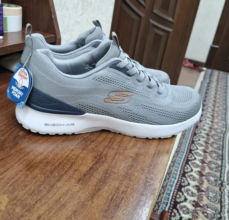 Sketchers original