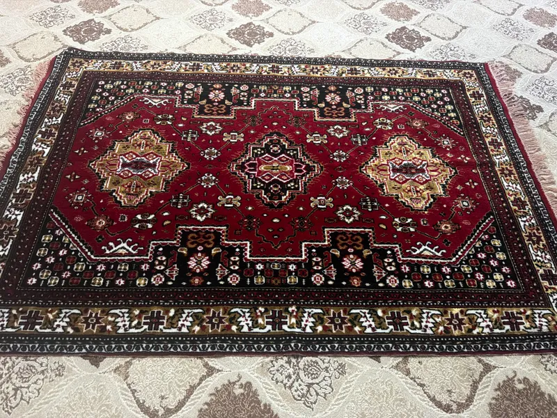 Albaniskiy yahshi gilam, palak 2 Albaniskiy yahshi gilam, palak 2
