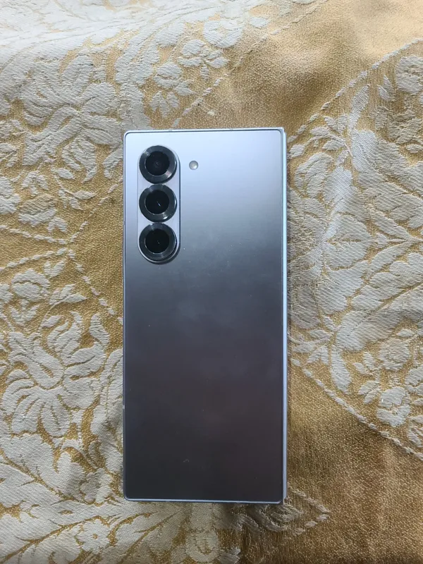 Samsung galaxy z fold 6 — фото 1