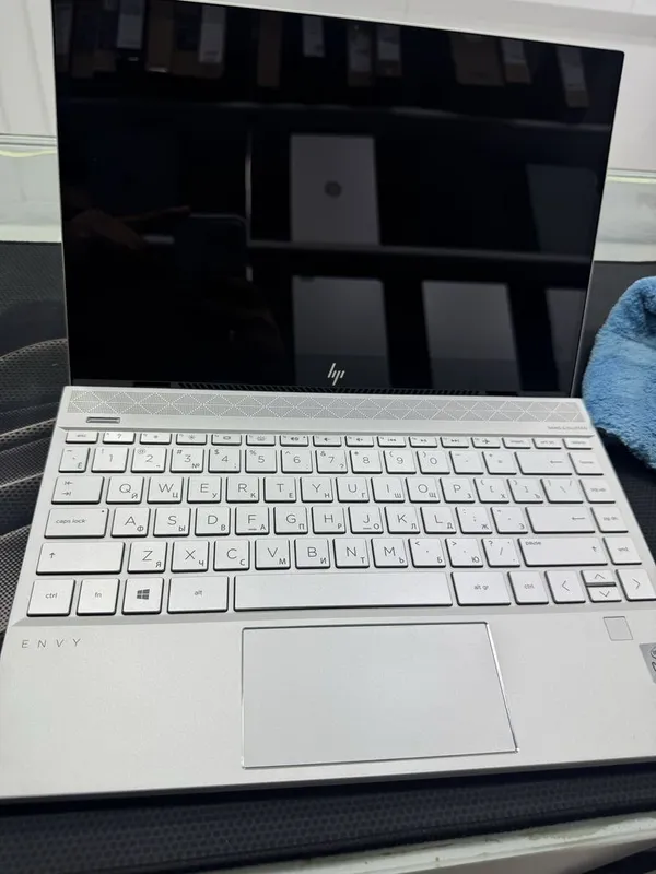 Hp Envy i5-10th 8/512 14.0 FHD Ips 2 Hp Envy i5-10th 8/512 14.0 FHD Ips 2
