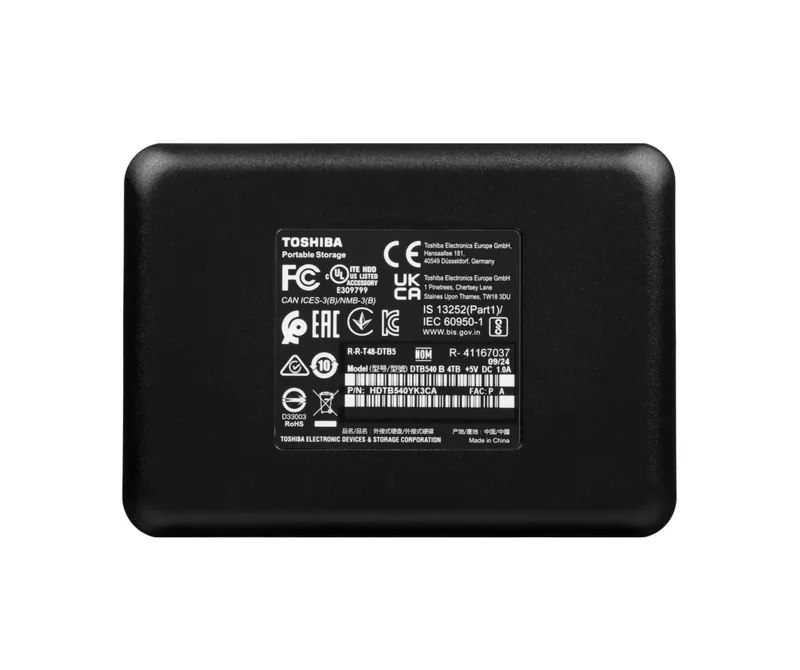 - Внешний жесткий диск 4TB Toshiba Canvio Basics 2.5" USB 3.2 2