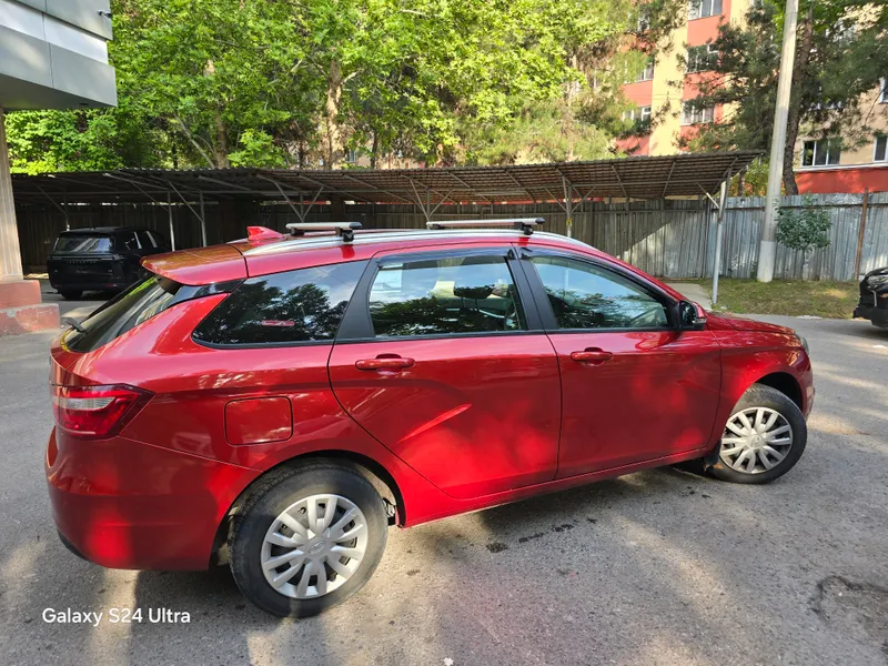 продаётся LADA Vesta SW — фото 1