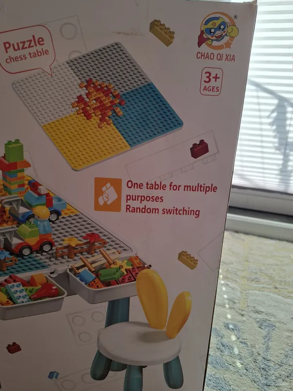 LEGO kublari to‘plamidagi bolalar stoli va stulchasi 3 LEGO kublari to‘plamidagi bolalar stoli va stulchasi 3