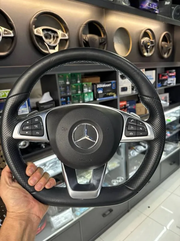 Руль оригинальный от Мерседес W213 и задний бампер от GLC