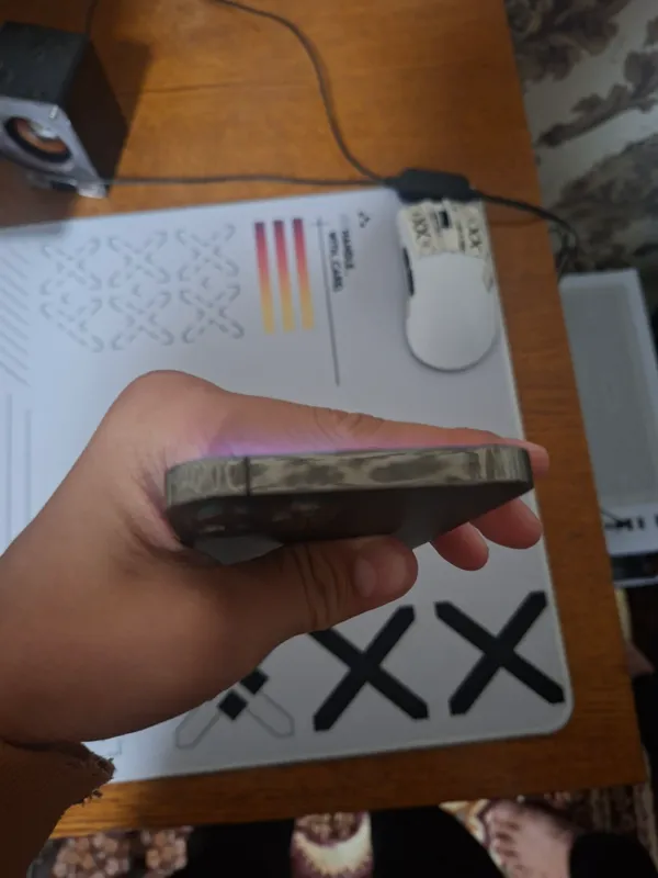Телефон iPhone 12 Pro 3 Телефон iPhone 12 Pro 3
