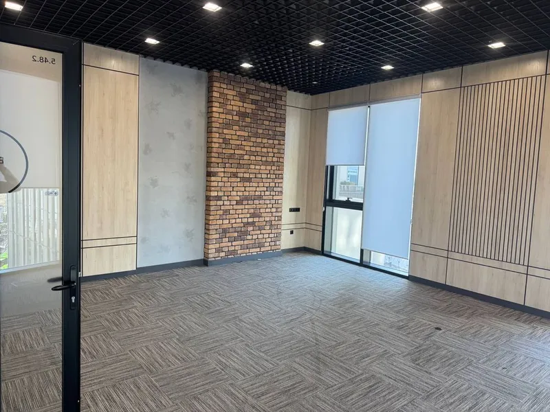 Сдается помещения Б/Ц Trilliant, Сквер Амира Темура в 500 метрах SH83 — фото 1