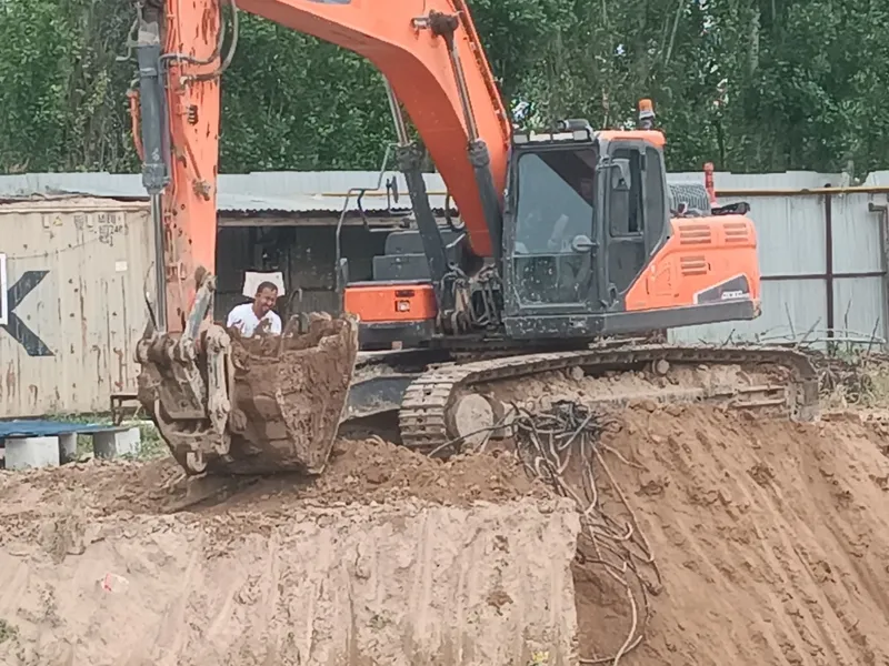Kotlavan ishlarini qilamiz ekiskavtor hizmati.