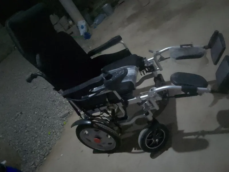 Sotiladi sirochno kelishiladi bor ikki marta minilgan yangidek 7