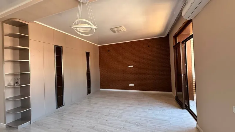 Yashnobod tumanida 126 m², 4 xonali kvartira sotiladi 3