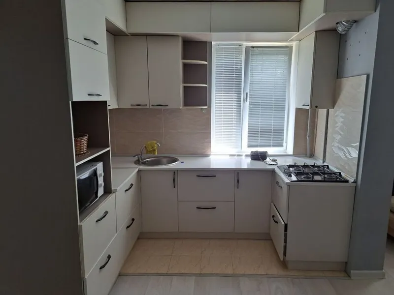 Sarakuka 3 kom 600$ 2 Sarakuka 3 kom 600$ 2