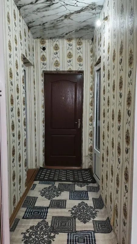 Uy sotiladi zavod smenni domlari dan
