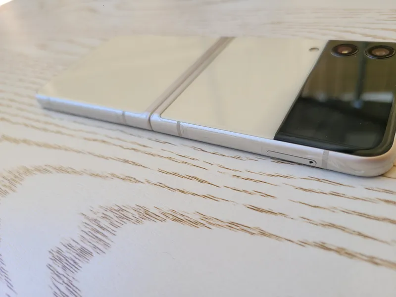 Samsung Galaxy Z Flip 3 (5G). Joyi 8/256 GB IDEAL — фото 1