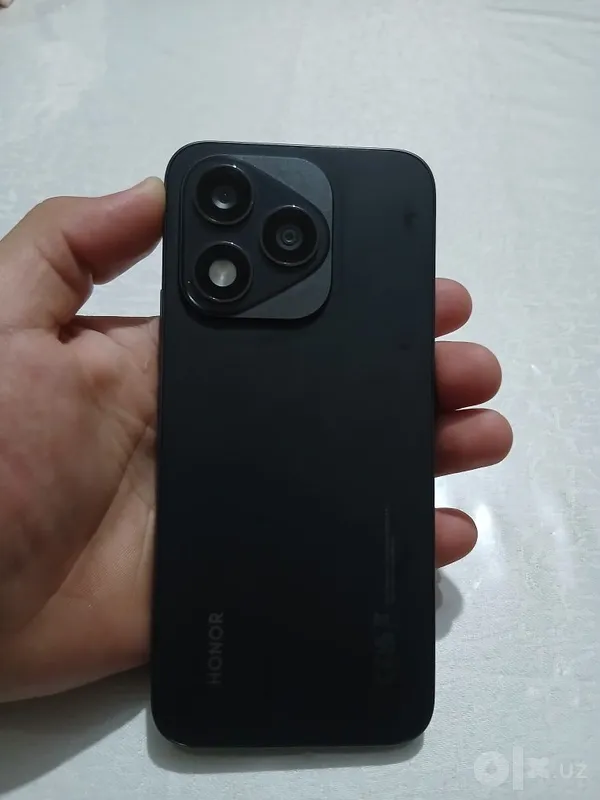 Honor 400 lite holati yangi 2 oy ishlatlingan hotira8/256 3 Honor 400 lite holati yangi 2 oy ishlatlingan hotira8/256 3