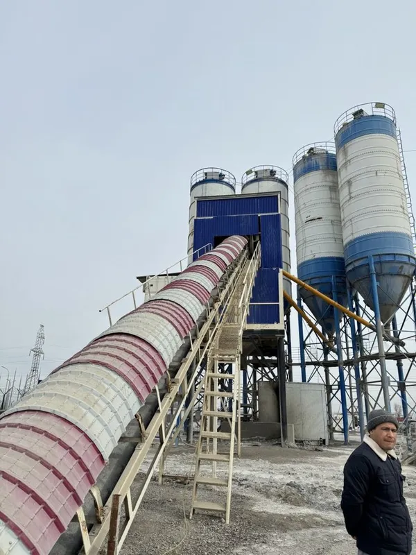 Продается HZS-120 бетонный завод б/у, 2 куб/м мощности