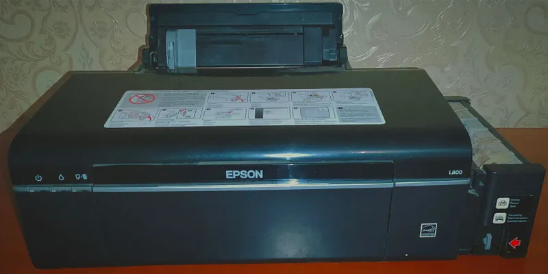 Цветной принтер EPSON L800 — фото 1