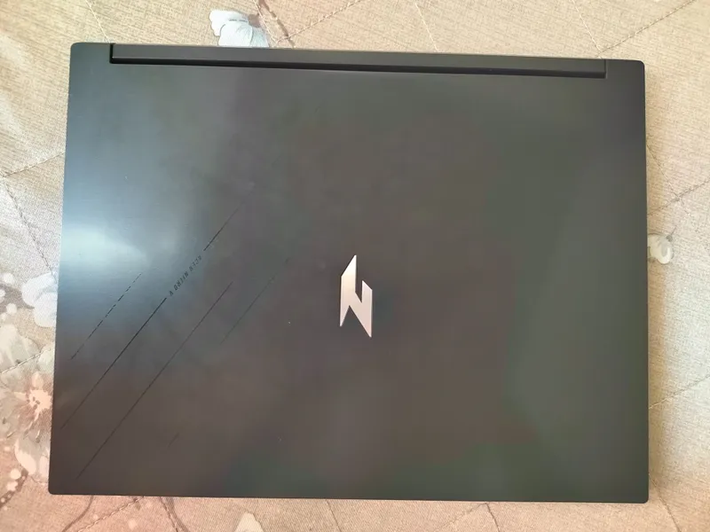 Acer Nitro V16 4