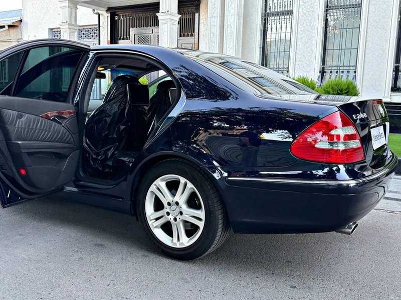 Mersedes W211 E240 Небитая Состаяние Какновый — фото 6