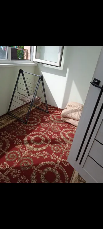 С хозяйкой квартира