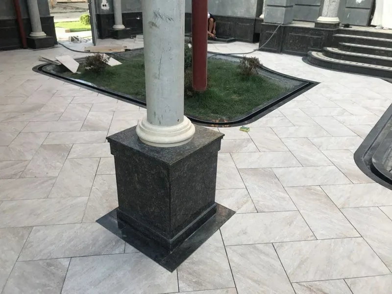 Travertin sokl granit 6 Travertin sokl granit 6