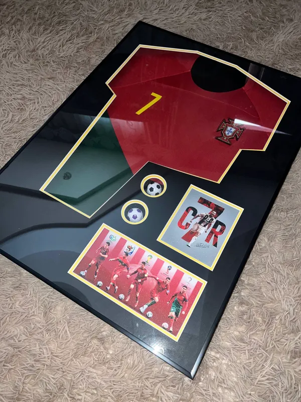 Картины Рамки Постеры Marvel Ronaldo 2