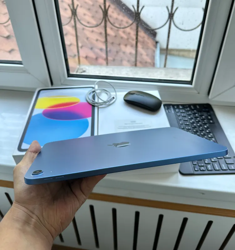 iPad 10 Gen 64GB Blue WiFi — фото 2