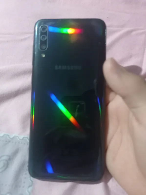 Телефон Samsung 2