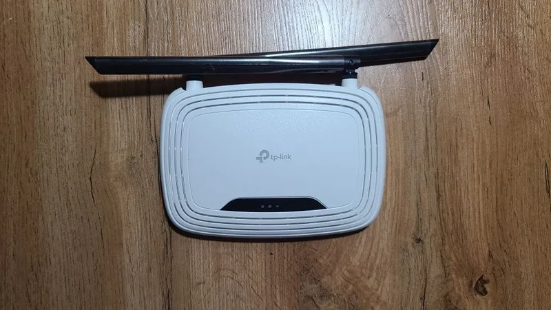 Роутер Tp-link N300 1 Роутер Tp-link N300 1