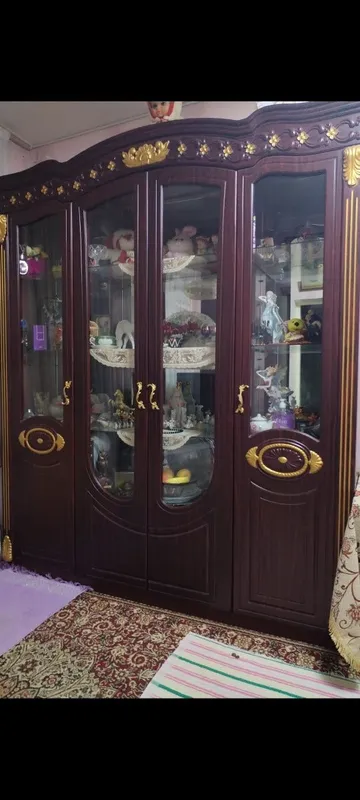 Продам сервант не дорого