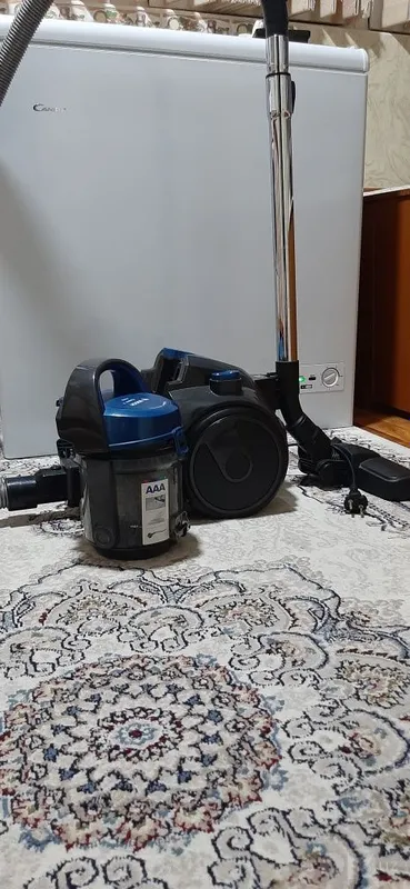 Пылесос Bosch Cleanń Allergy ( без мешка ) 3 Пылесос Bosch Cleanń Allergy ( без мешка ) 3