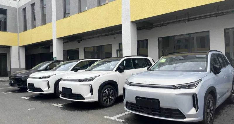 Gac Aion i60 EV va Hybrit Ultra
