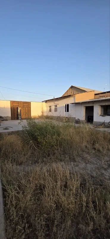 Kumushkonda xovli sotiladi yashash uchun xama shoroit bor gaz svet suv — фото 4