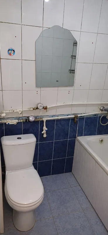 2-комнатная квартира, 60 м², 1/4 этаж (вторичка), Учтепа, квартал-13, метро Чиланзар 6