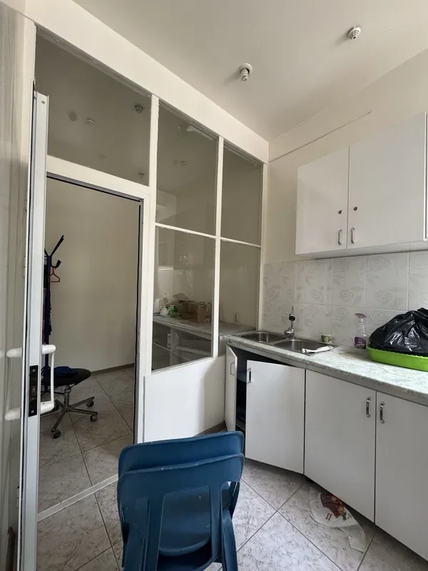 Кукча .Гулзор Сдаётся под офис Под склад 50м2 доступ 24/7 — фото 1