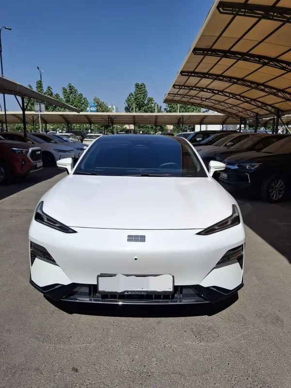 Geely galaxy e8 2024 1 Geely galaxy e8 2024 1