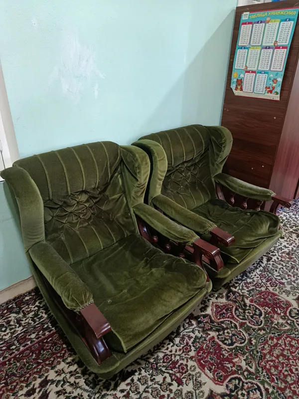 раскладной диван и 2 кресла — фото 1