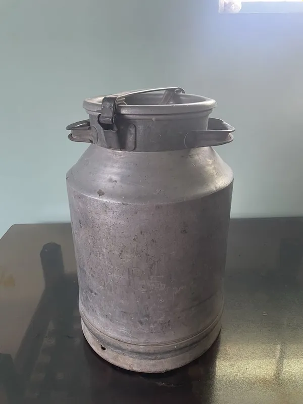 Алюменивая фляга для молока, меда и т.д