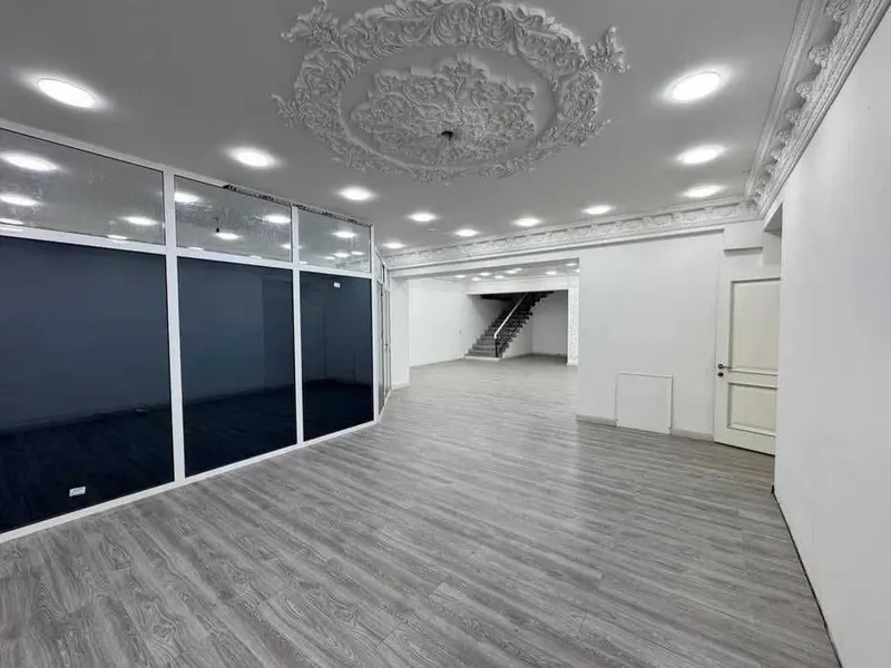 Престижная локация — помещение 506 м² в аренду ор-р Шевченко — фото 7