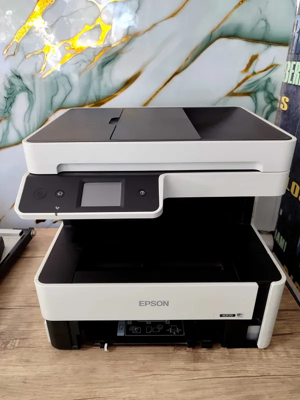 Epson 3170 sotiladi. Holati yangi