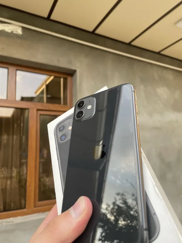 Iphone 11 LL/A holati ideal barterga — фото 2