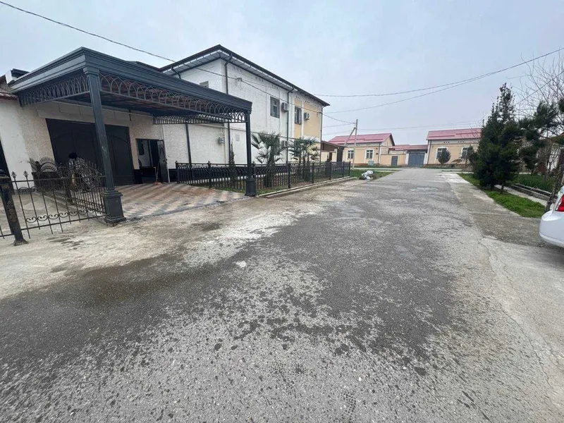 Batosh mahalla Prizident maltabi oldida 4 sotix 6 xonali uy sotiladi 1 Batosh mahalla Prizident maltabi oldida 4 sotix 6 xonali uy sotiladi 1