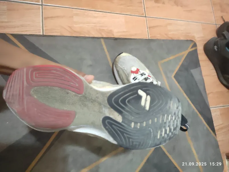 Fila оригинал 47 размер 4 Fila оригинал 47 размер 4