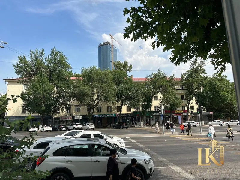 Продаётся уютная квартира с евроремонтом и мебелью в Яккасарайском районе — фото 9