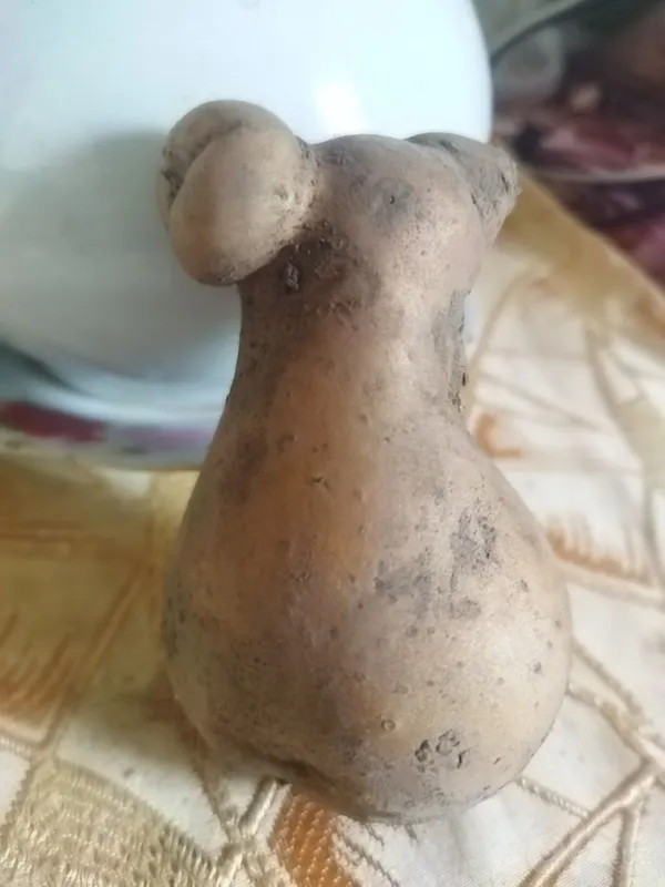 Kartoshka shaklidagi haykalchalar sotiladi 2 Kartoshka shaklidagi haykalchalar sotiladi 2